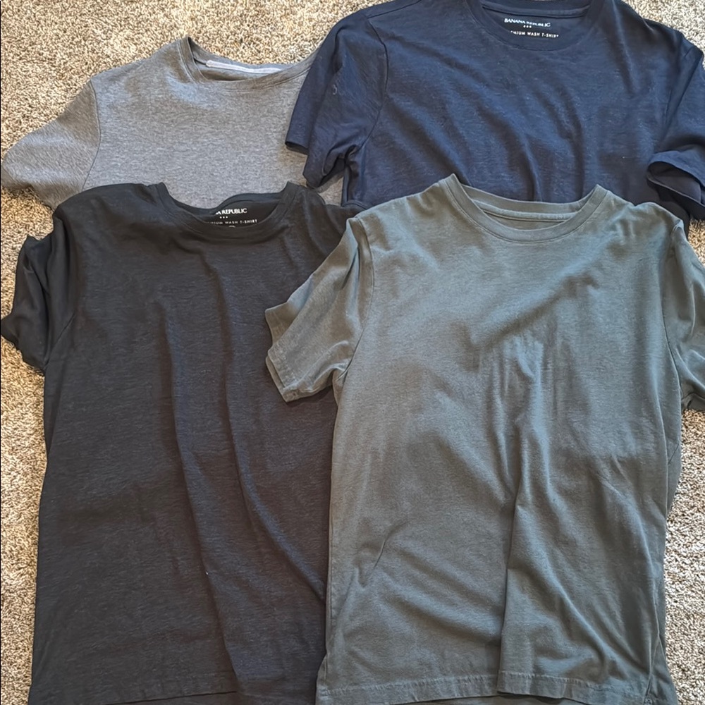 Banana Republic Men’s Eco Premium Wash T-Shirt, Medium, EUC!